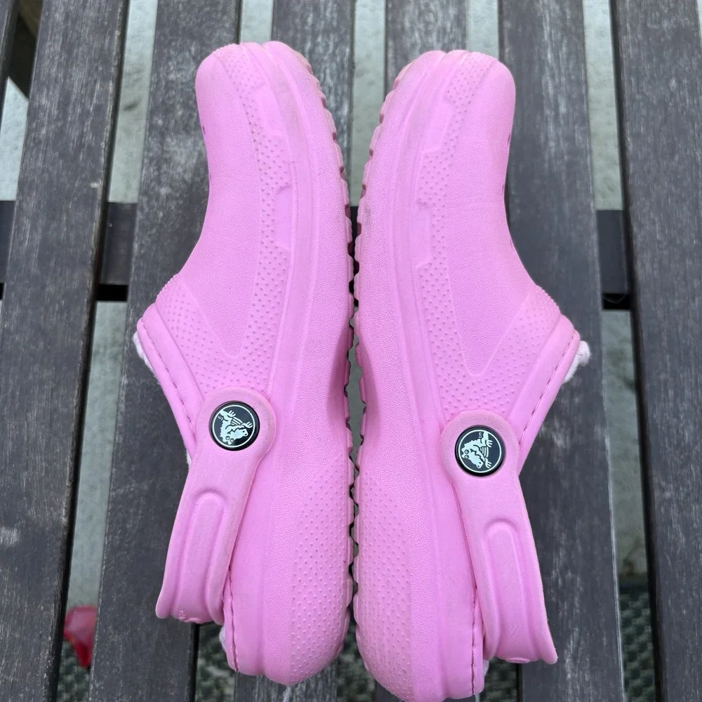 Crocs Kids J3 Pink Classic Fuzz Lined Clogs Cozicore Faux Fur